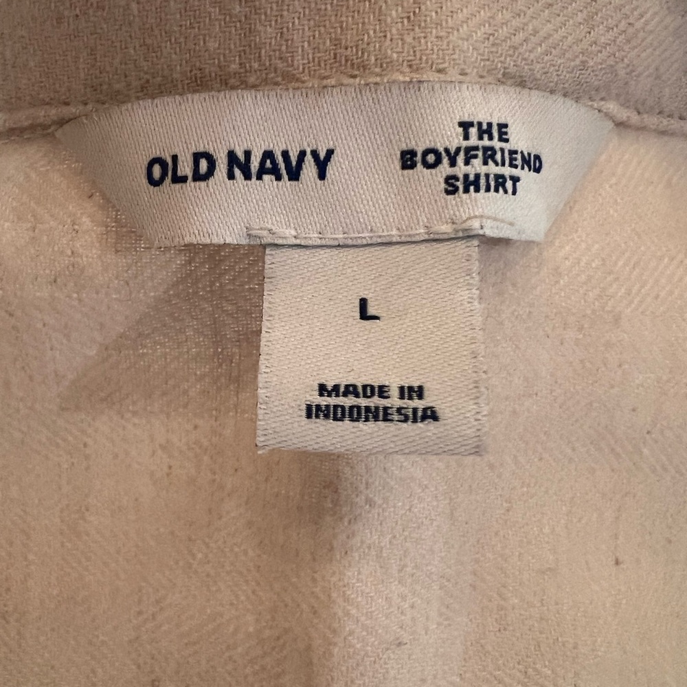 Old Navy Boyfriend Shirt | Large | Oatmeal - Picture 10 of 10